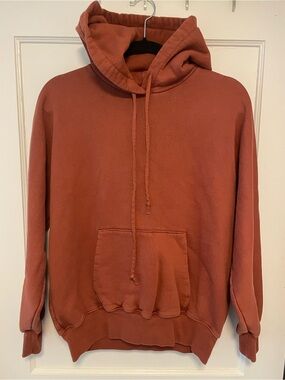 Aritzia Wilfred Rust Colored Hooded Pullover Sweatshirt